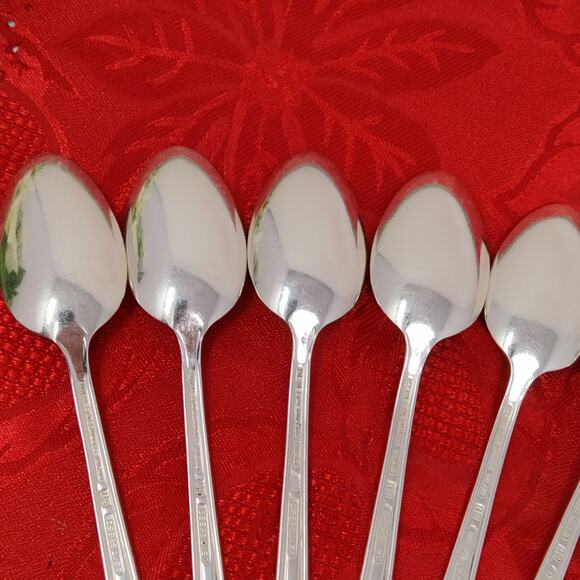 8pc Teaspoons May Queen Holmes & Edwards Silverplate Flatware Monogram "N" - Picture 8 of 12
